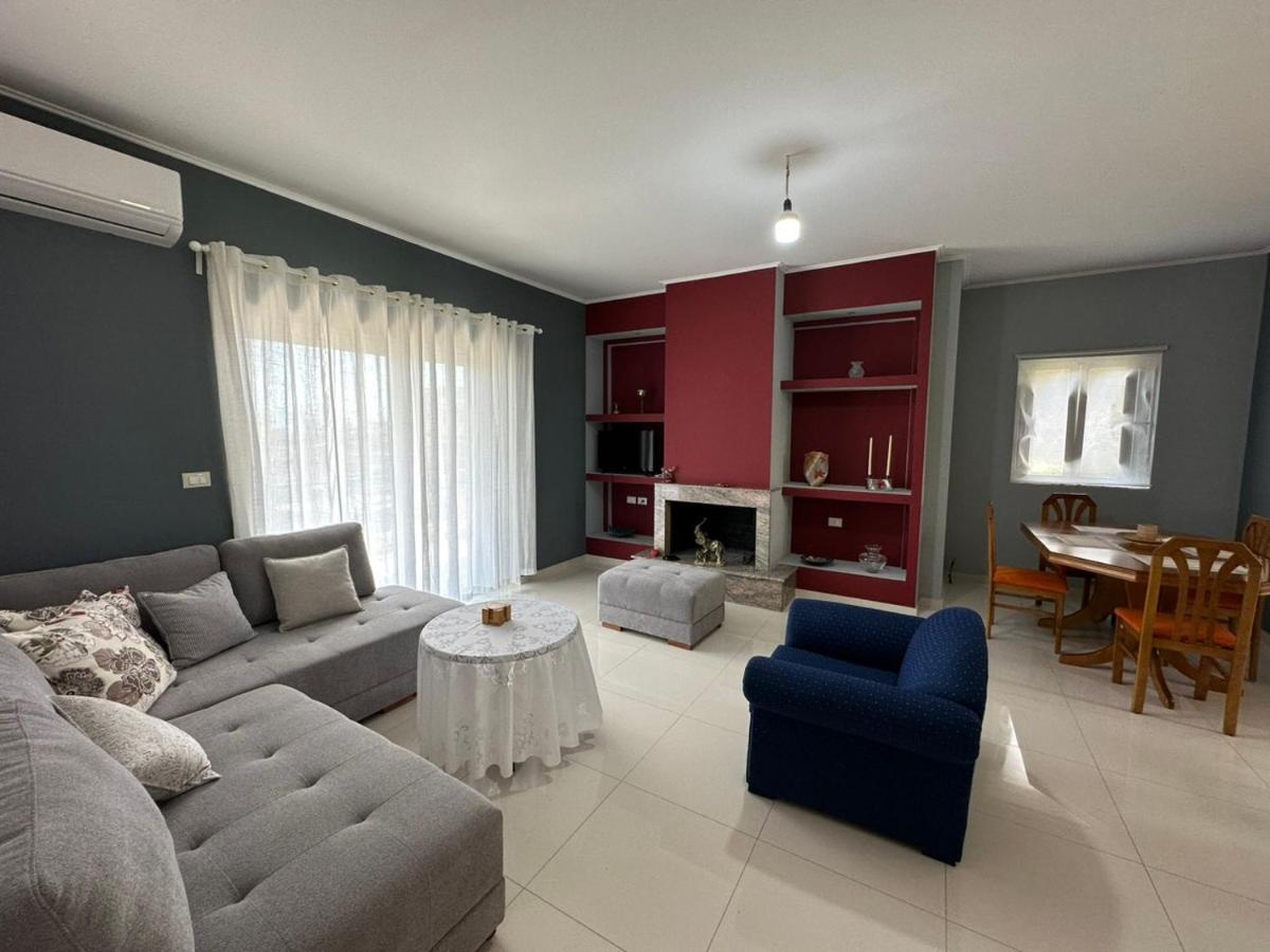 Comfy Hill Apartments Sarandë Exterior foto